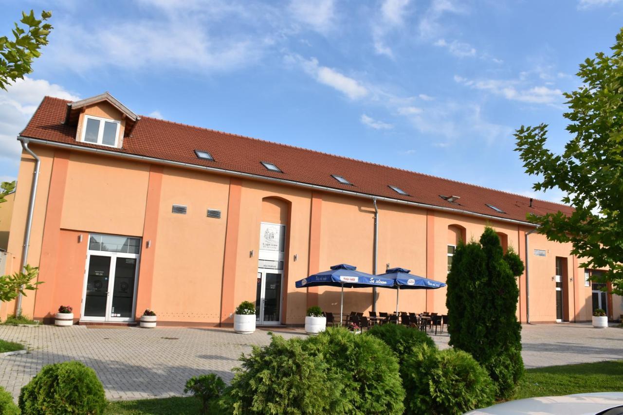 Stari Mlin Hotel Vrsac Esterno foto